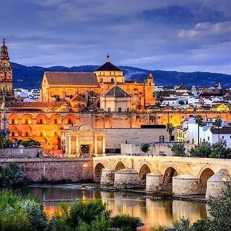 Apartamento Al-Zhara, Junto Puente Romano Leilighet Córdoba Eksteriør bilde